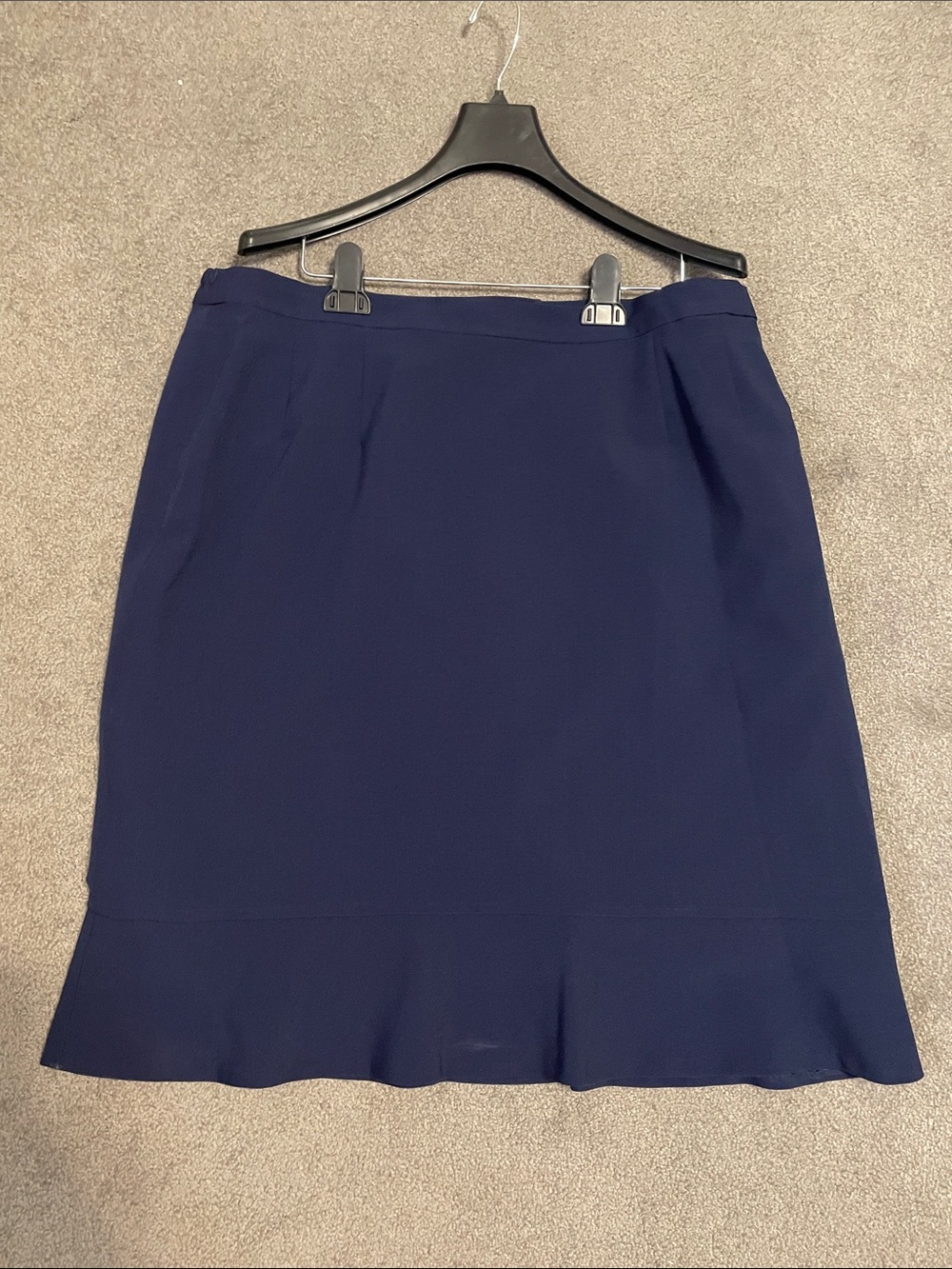 Le Suit 2-Piece Navy Women's Suit